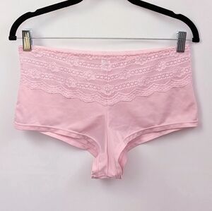 Boyshort Panties Floral Scalloped Lace and Satin Pink size 9/2XL NWOT